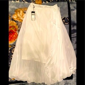 Beautiful white BCBG maxazria dress